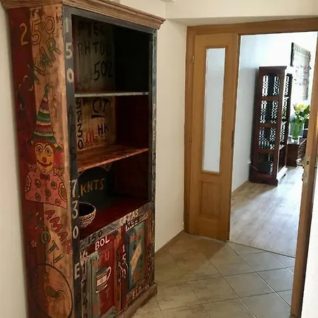 דירה Tarani